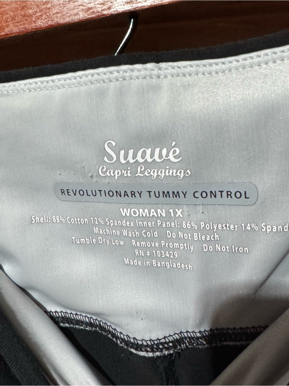 Suavé Women's Black Capri Leggings - Revolutionary Tummy Control (1X)